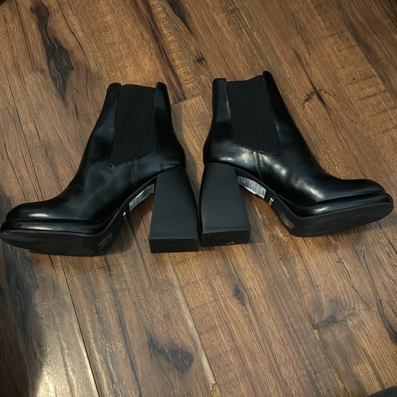Topshop Harlem Boots - Picture 3 of 5